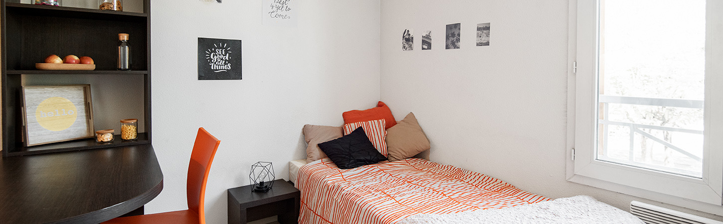 fully equipped room for student in residence Theodore in Bron near Lyon 
